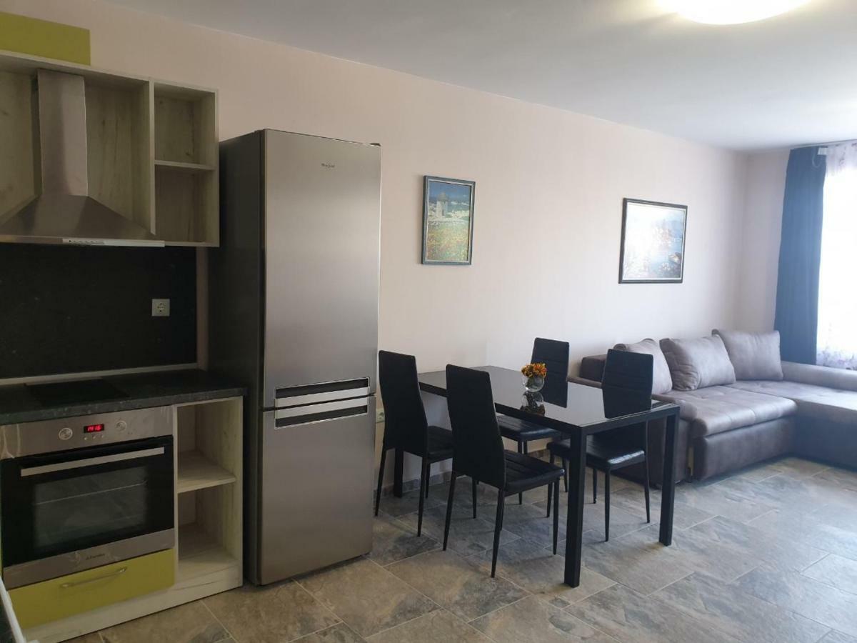 Hiora Apartments Vasiliko Tsarevo Dış mekan fotoğraf