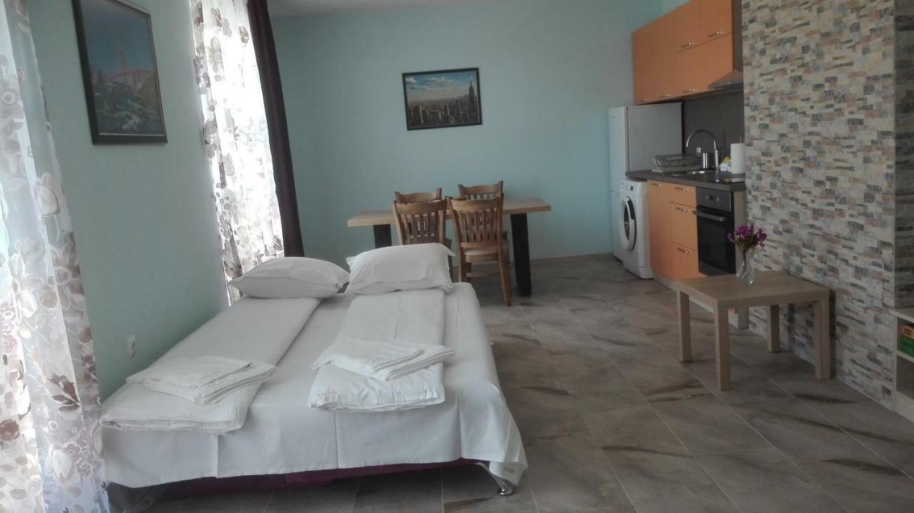 Hiora Apartments Vasiliko Tsarevo Dış mekan fotoğraf